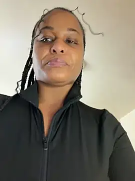 yummy0322 online show from March 18, 2026, 7:39 pm