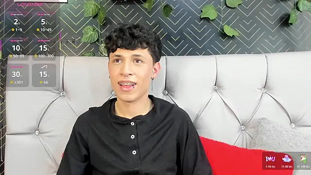 Axel  Evans online show from July 30, 2026, 3:11 pm