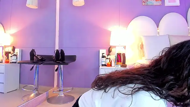 my aleja  online show from January 16, 2026, 1:37 pm