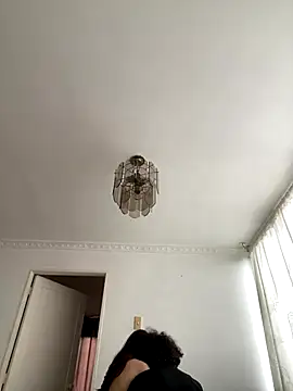 Snapshot of juliie_star chatting on September 19, 2025, 12:28 pm juliie star online show from September 19, 2025, 12:28 pm