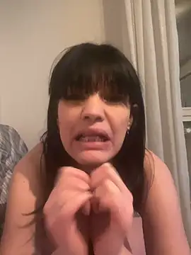 SarettaB90 online show from March 19, 2026, 1:42 am