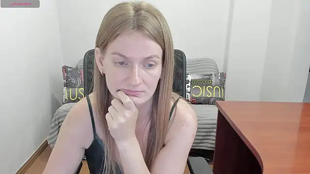Alisha Skyes online show from July 4, 2026, 6:14 pm