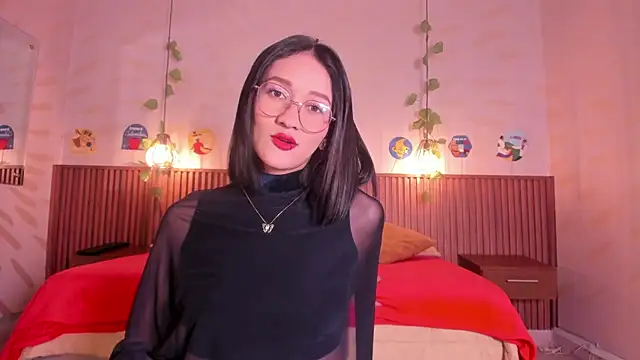 daphne courtis online show from July 13, 2026, 3:09 am