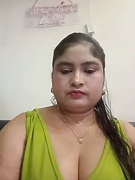 Snapshot of hornyriyanka chatting on June 17, 2026, 2:36 am hornyriyanka online show from June 17, 2026, 2:36 am