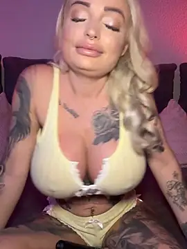shortybig official online show from May 29, 2026, 4:32 am