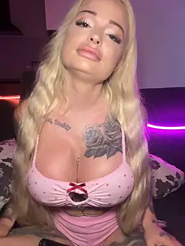 shortybig official online show from June 12, 2026, 4:22 am