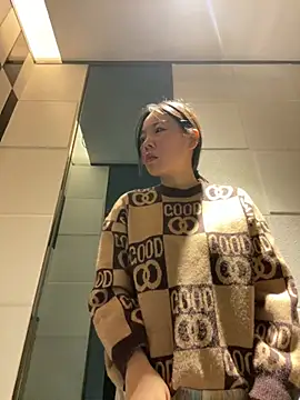 xinmeng-000 online show from March 3, 2026, 8:26 pm