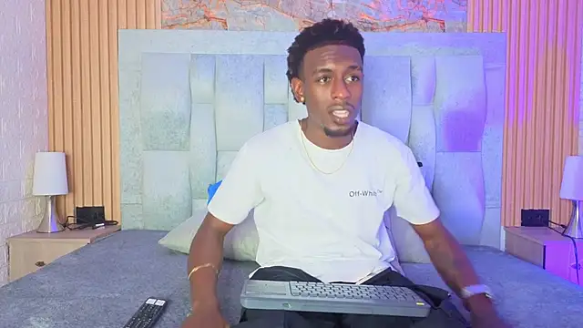 Snapshot of pipedark_ chatting on September 29, 2025, 4:17 am pipedark online show from September 29, 2025, 4:17 am