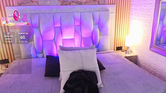 Snapshot of pipedark_ chatting on November 7, 2025, 3:06 am pipedark online show from November 7, 2025, 3:06 am