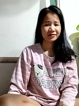 Maria2299 online show from December 18, 2025, 7:42 pm