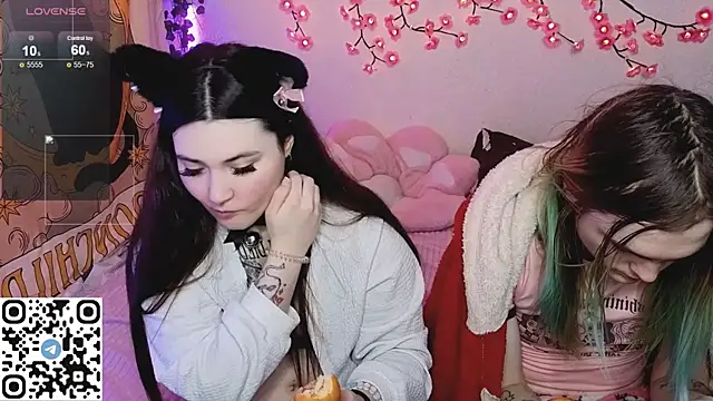 Snapshot of mirana_blade chatting on January 13, 2026, 7:02 am mirana blade online show from January 13, 2026, 7:02 am