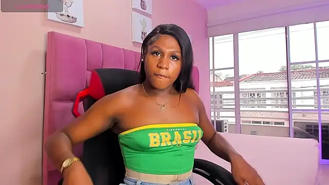 Snapshot of ANNIE_DOLCE_ chatting on October 3, 2025, 3:09 pm ANNIE DOLCE online show from October 3, 2025, 3:09 pm