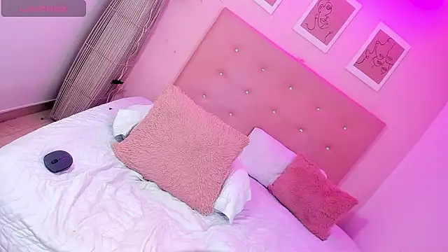 Snapshot of ANNIE_DOLCE_ chatting on January 17, 2026, 10:42 am ANNIE DOLCE online show from January 17, 2026, 10:42 am