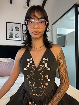 TweetiePieXXX online show from March 16, 2026, 9:08 pm