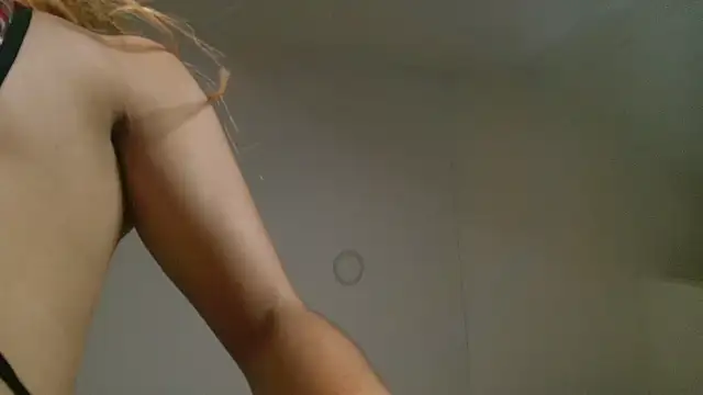 Barbiie 98 online show from September 21, 2025, 1:57 pm