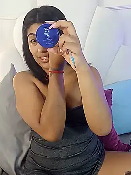 Kaylachannell online show from June 11, 2026, 3:48 am