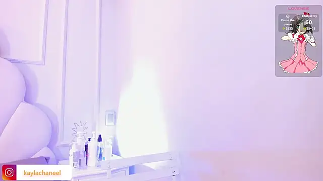 Kaylachannell online show from June 20, 2026, 3:42 am