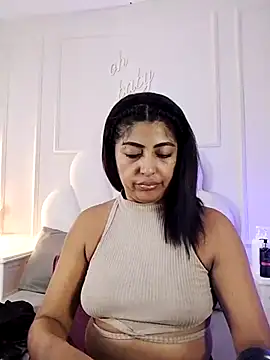 Kaylachannell online show from July 3, 2026, 3:46 am