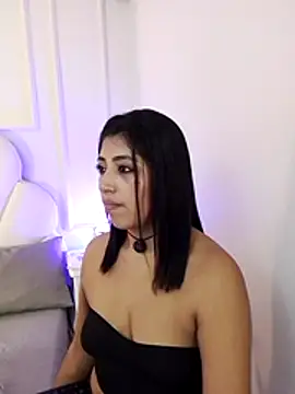 Kaylachannell online show from July 6, 2026, 3:36 am