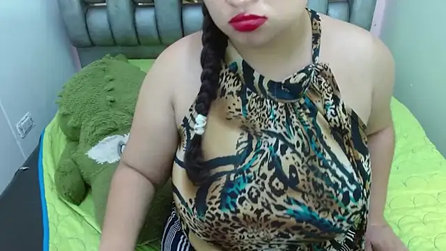 Madison Copers online show from November 2, 2025, 12:46 am