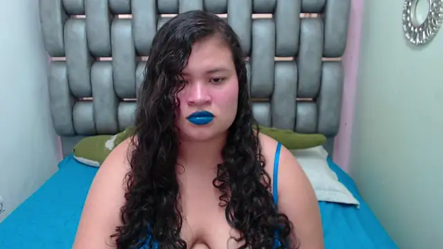 Snapshot of Madison_Copers chatting on December 2, 2025, 12:05 am Madison Copers online show from December 2, 2025, 12:05 am