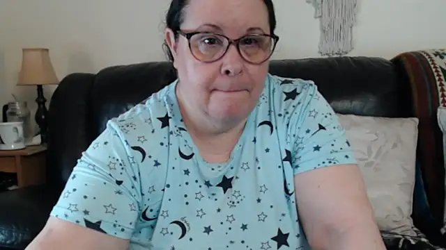 Juicy Julie469 online show from April 22, 2026, 2:51 pm