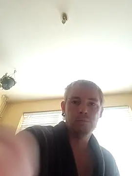 piercingpik online show from October 11, 2025, 9:19 am