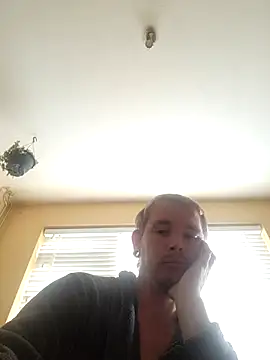 Snapshot of piercingpik chatting on October 17, 2025, 8:50 am piercingpik online show from October 17, 2025, 8:50 am