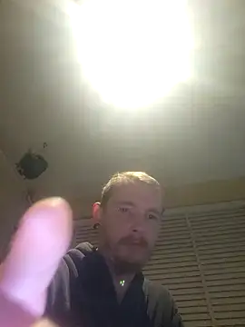 piercingpik online show from February 25, 2026, 2:54 am