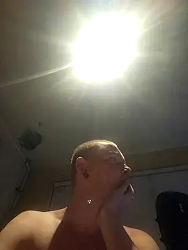 Snapshot of piercingpik chatting on June 21, 2026, 10:12 pm piercingpik online show from June 21, 2026, 10:12 pm