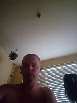Snapshot of piercingpik chatting on June 23, 2026, 7:56 pm piercingpik online show from June 23, 2026, 7:56 pm