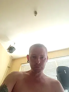 Snapshot of piercingpik chatting on June 29, 2026, 9:48 am piercingpik online show from June 29, 2026, 9:48 am