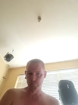Snapshot of piercingpik chatting on June 30, 2026, 7:53 am piercingpik online show from June 30, 2026, 7:53 am