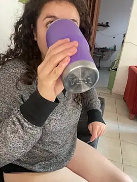 Snapshot of Lucy_YupiSweet chatting on November 26, 2025, 3:35 pm Lucy YupiSweet online show from November 26, 2025, 3:35 pm