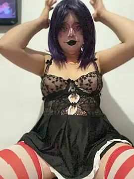 Lucy YupiSweet online show from May 1, 2026, 7:35 am