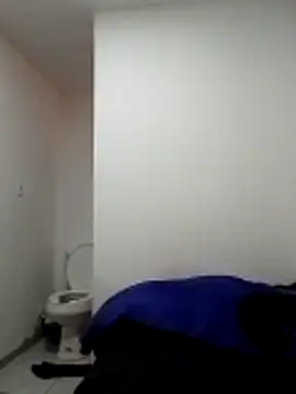 iRusx online show from November 1, 2025, 7:27 pm