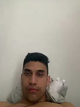 Snapshot of Camachito332 chatting on June 14, 2026, 10:12 pm Camachito332 online show from June 14, 2026, 10:12 pm