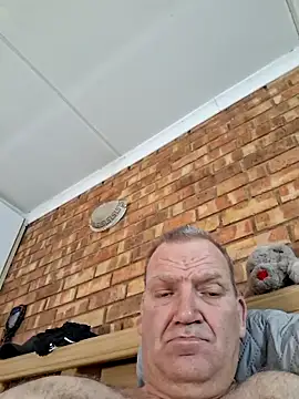 Snapshot of wallacelegend chatting on February 26, 2026, 5:50 am wallacelegend online show from February 26, 2026, 5:50 am