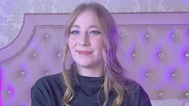 MiaEuphoria  online show from September 30, 2025, 10:20 am