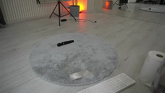 Snapshot of EmmaBlanco chatting on October 8, 2025, 3:48 am EmmaBlanco online show from October 8, 2025, 3:48 am