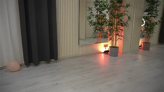 EmmaBlanco online show from March 3, 2026, 7:31 pm