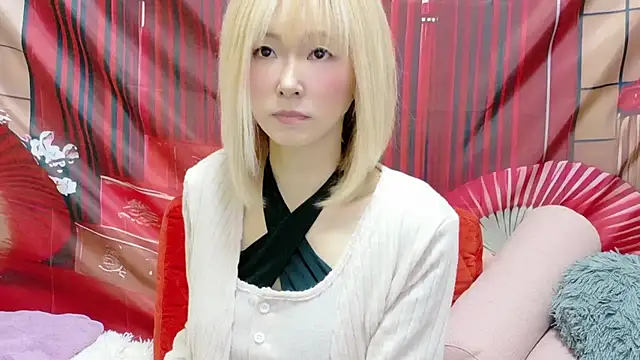 Snapshot of kimagure-fu- chatting on June 18, 2026, 1:59 pm kimagure-fu- online show from June 18, 2026, 1:59 pm