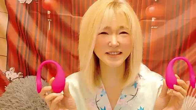 Snapshot of kimagure-fu- chatting on July 14, 2026, 8:03 pm kimagure-fu- online show from July 14, 2026, 8:03 pm