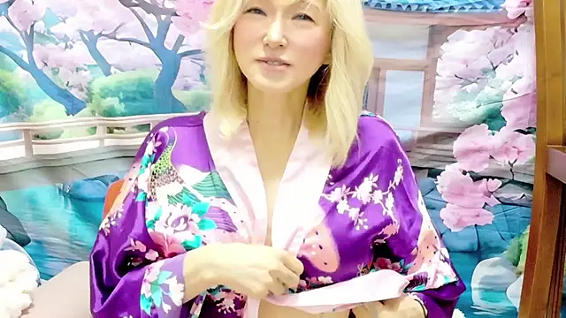 Snapshot of kimagure-fu- chatting on August 5, 2026, 8:11 pm kimagure-fu- online show from August 5, 2026, 8:11 pm