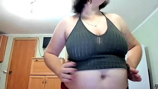 KATTYWARM  online show from November 26, 2025, 10:22 pm