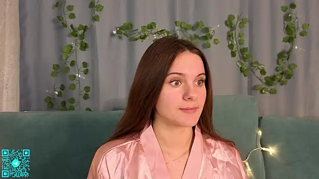 Snapshot of chloemilka chatting on October 3, 2025, 6:38 pm chloemilka online show from October 3, 2025, 6:38 pm