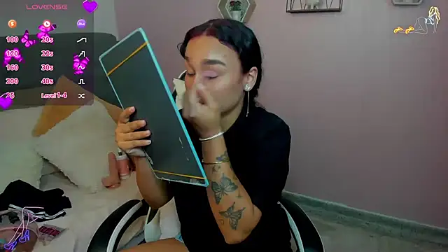 salome rojas  online show from July 26, 2026, 4:25 pm