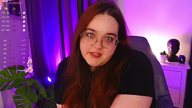 Snapshot of Neko_Moor chatting on November 28, 2025, 8:44 pm Neko Moor online show from November 28, 2025, 8:44 pm