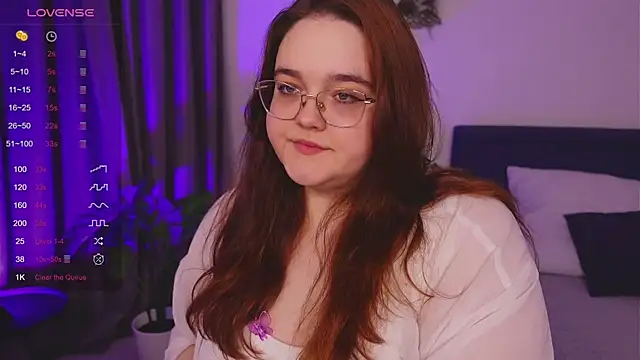 Snapshot of Neko_Moor chatting on December 17, 2025, 8:59 pm Neko Moor online show from December 17, 2025, 8:59 pm