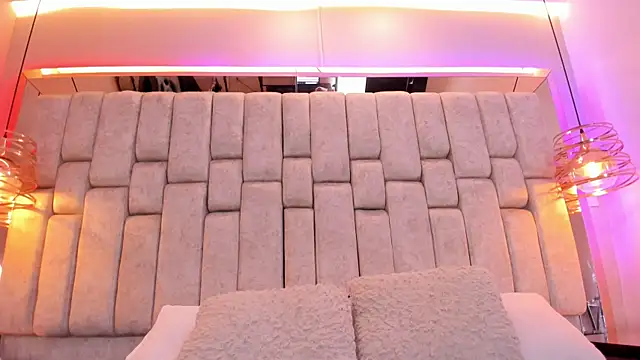 LissyConan online show from November 30, 2025, 8:46 pm